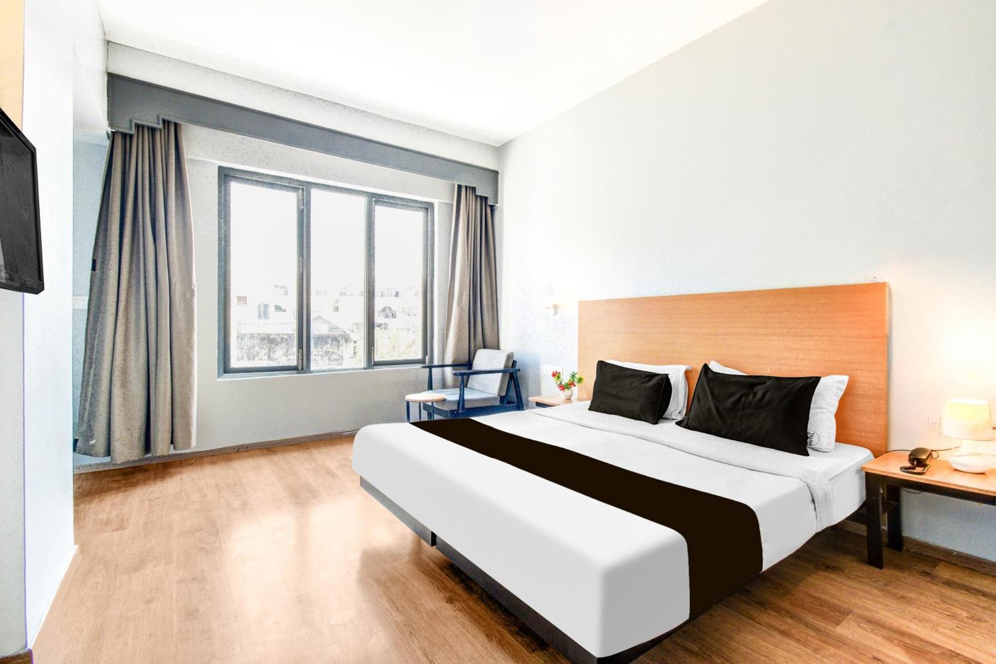 Super Townhouse Lakdikapul 호텔 하이데라바드 외부 사진